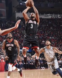  保罗14助攻0失误主导关键战役  