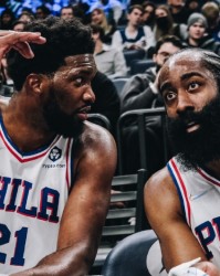  76人哈登三双难救主 尼克斯终结连败  