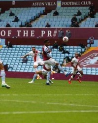  热刺主场完胜阿斯顿维拉稳固前四位置