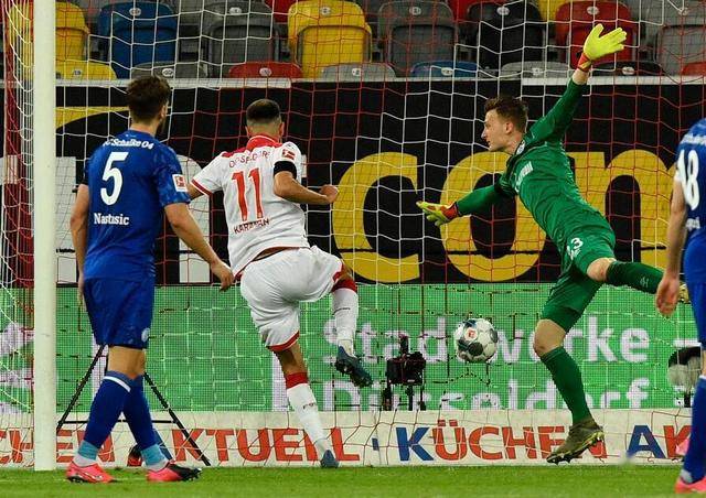  拜仁慕尼黑主场力克劲旅稳居积分榜首